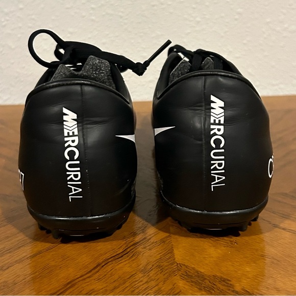 Nike Mercurial Victory V CR7 Cleats Size 7.5 - Picture 4 of 6